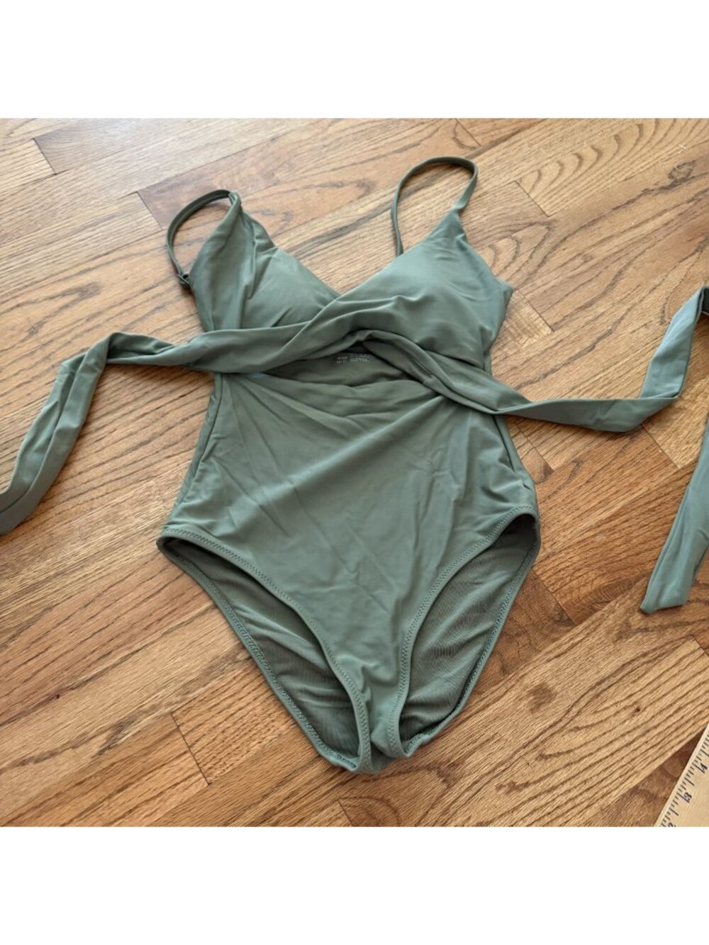 Aerie XS Womens Green One Piece Full Coverage Swim Suit Bathing Suit